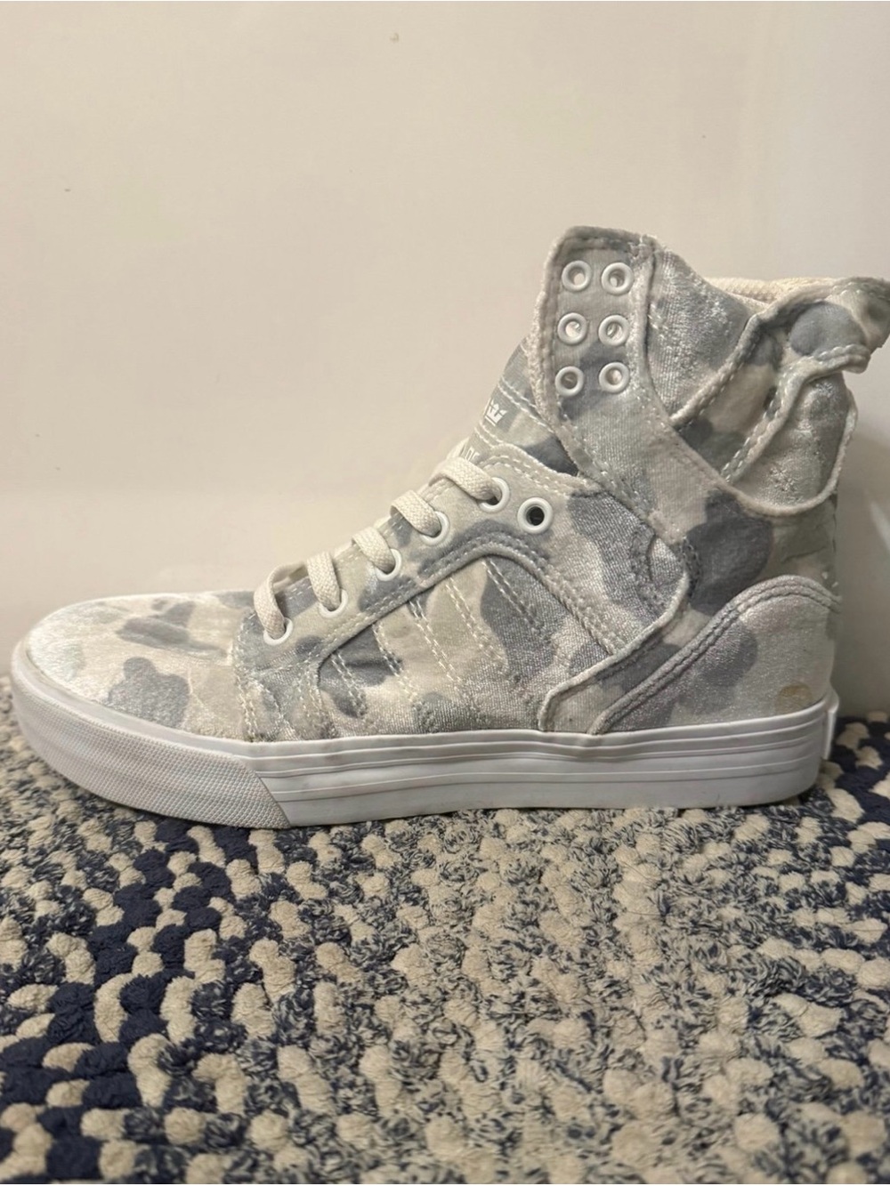 Supra White Grey Snow Camo Crushed Velvet Muska Hightop Sneakers